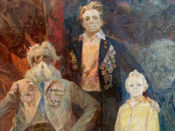 «Победители.(В музее боевой славы)»-Латунов Григорий Антонович